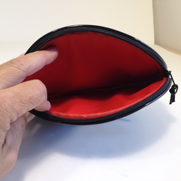 Vintage Avon Small Cosmetic Makeup Bag Coin Purse Shinny Black - Picture 11 of 12